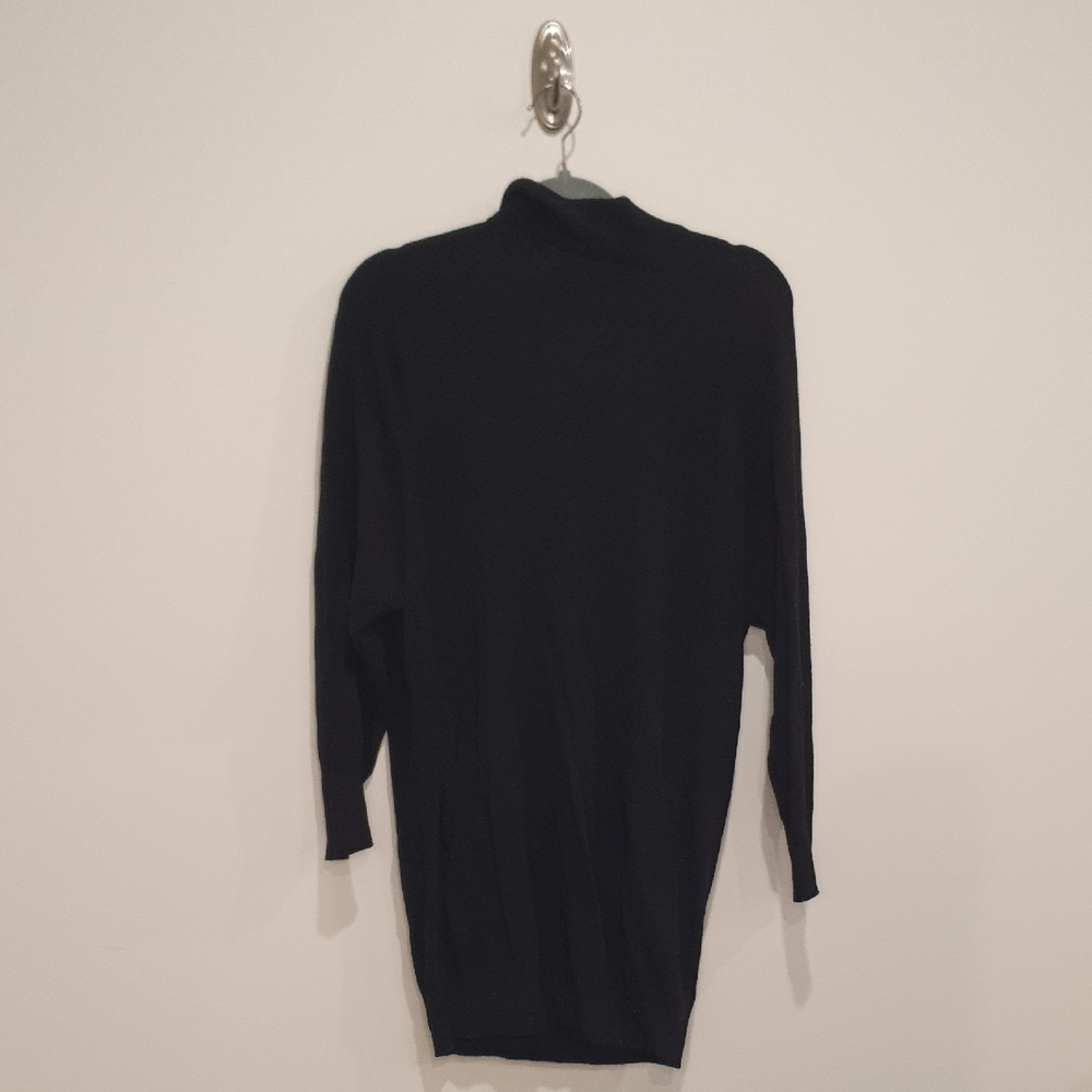Between Me & You Black Turtleneck Long Sweater Size Medium